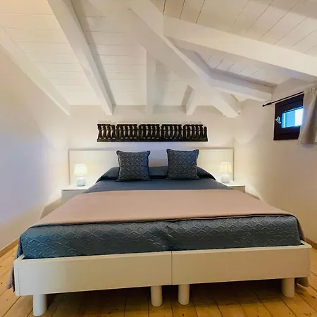 Vista Mare San Teodoro Coda Cavallo アパート *